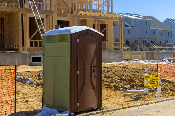 Best Portable bathroom rental  in Montgomery, IL